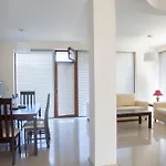Lighthouse Golf Private Appartement Baltsjik