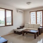 Lighthouse Golf Private Appartement Baltsjik