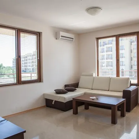 Lighthouse Golf Private Apartment Baltschik