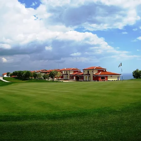 Lighthouse Golf Private *