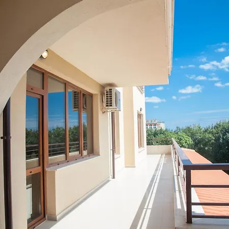 Lighthouse Golf Private * Balçık