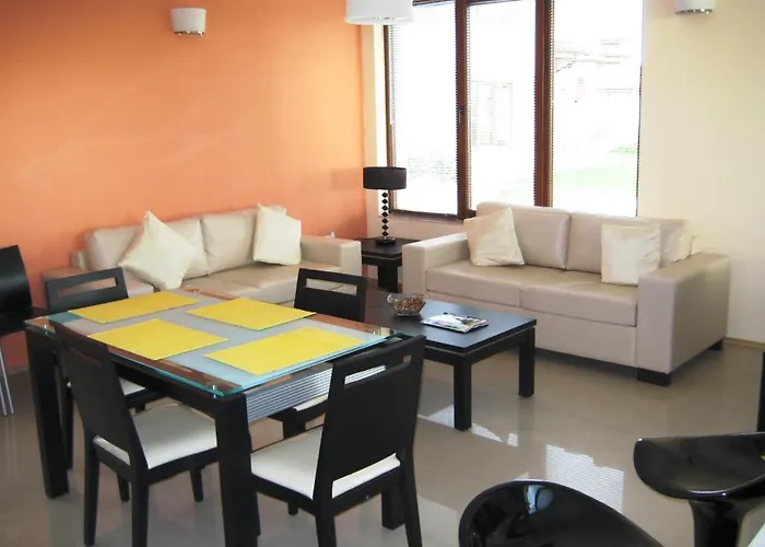 Lighthouse Golf Private